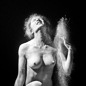 Edin Mustafic, Serie Anatomie: Fotografische Detailaufnahme menschlicher Körperstrukturen.
